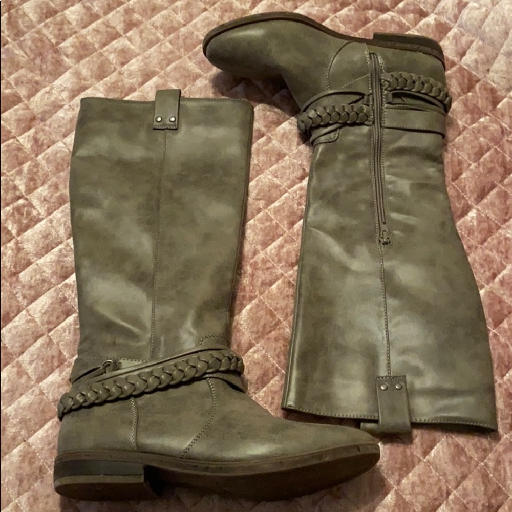 Rampage grey boots with braid detail